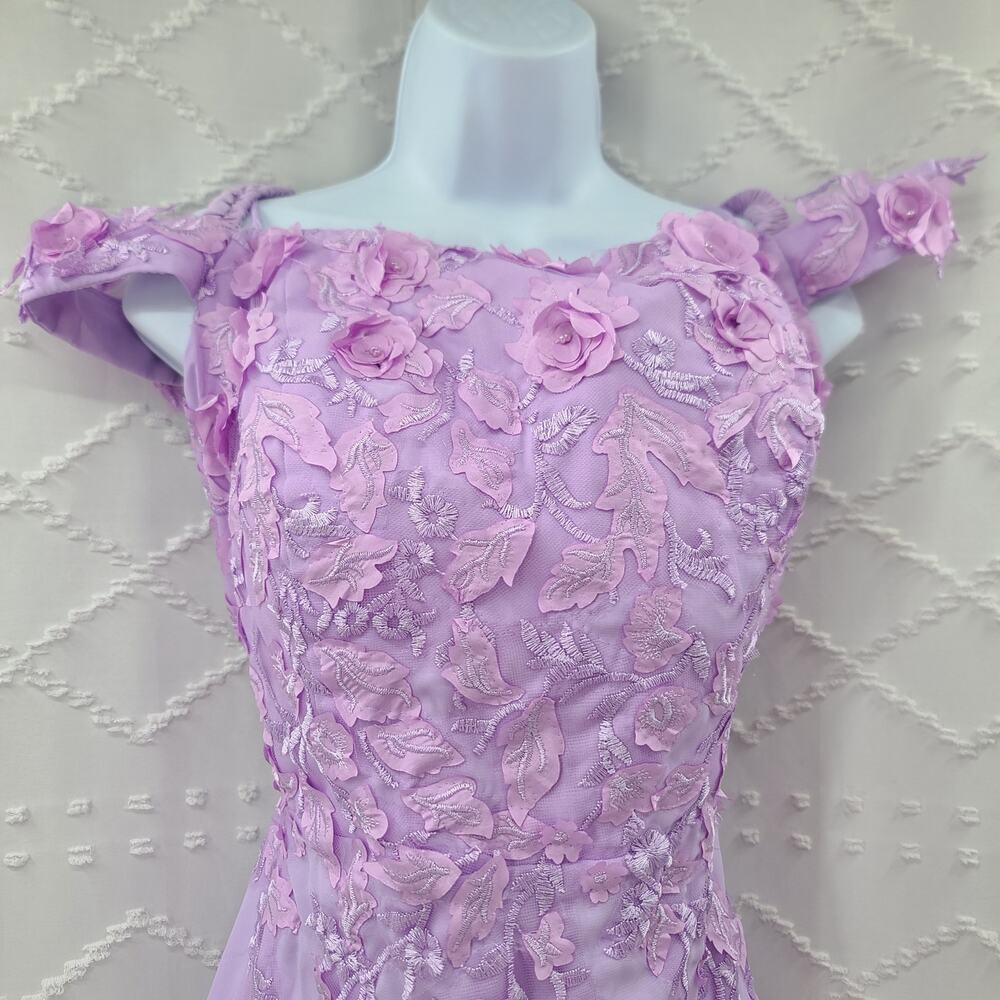 Formal Lace floral applique off shoulder gown w/Cape Lilac Wedding Size 16W - Picture 3 of 13